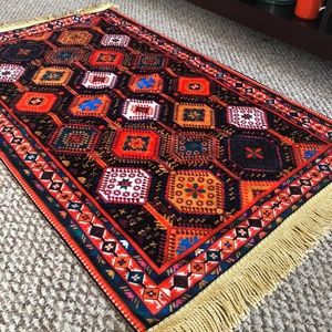 Handmade Silk Carpet “Cherokee”